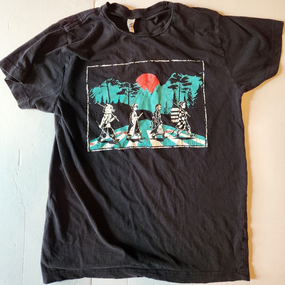 Men's Small Used Black Demon Slayer: Kimetsu no Yaiba T Shirt